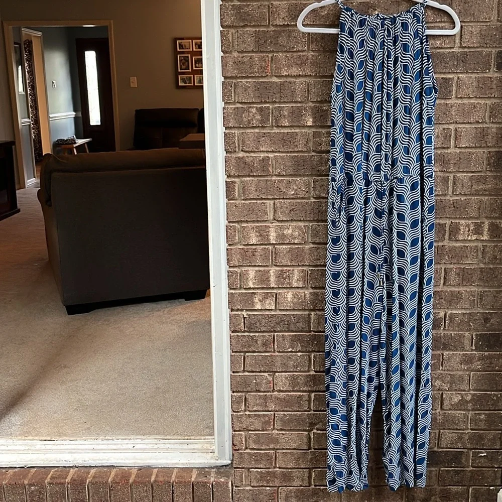 Escapada blue white geometric print jumpsuit size XS